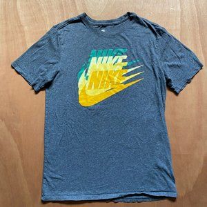 Nike Short Sleeve T Shirt Men’s Medium